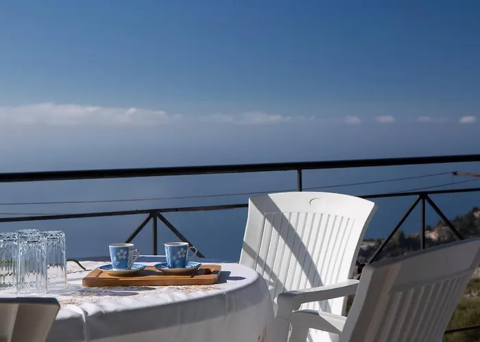 Oikos Vikentios דירה Athánion